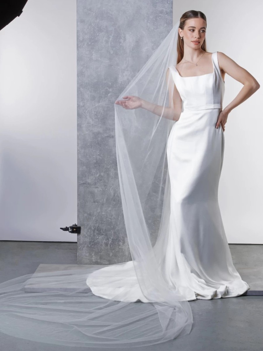 Rainbow Club Rainbow Club Intrigue Ivory Plain Long Single Tier Veil With Cut Edge Online