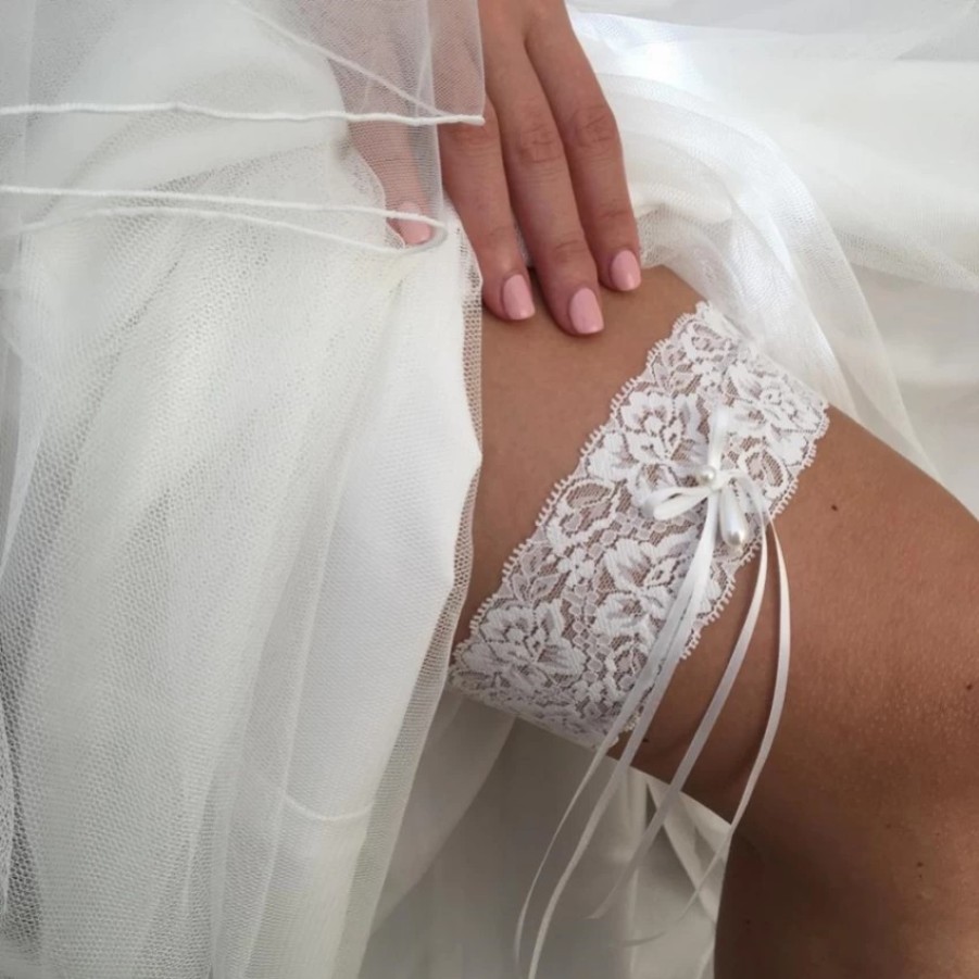 Boudoir Couture Purity Ivory Delicate Lace Wedding Garter With Pearl Droplet Wholesale