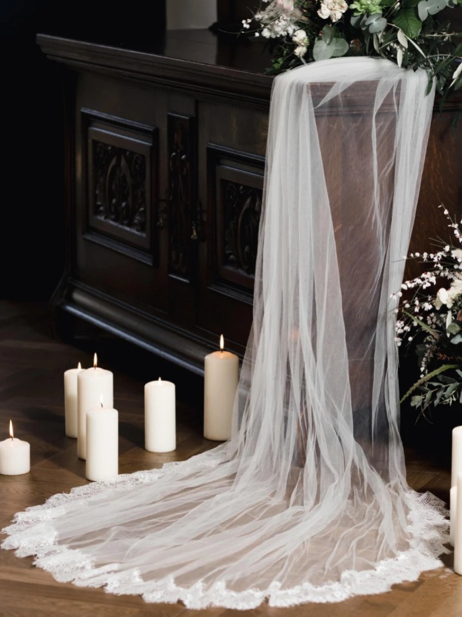 Linzi Jay Linzi Jay Single Tier Chantilly Lace Edge Chapel Veil La524 Online