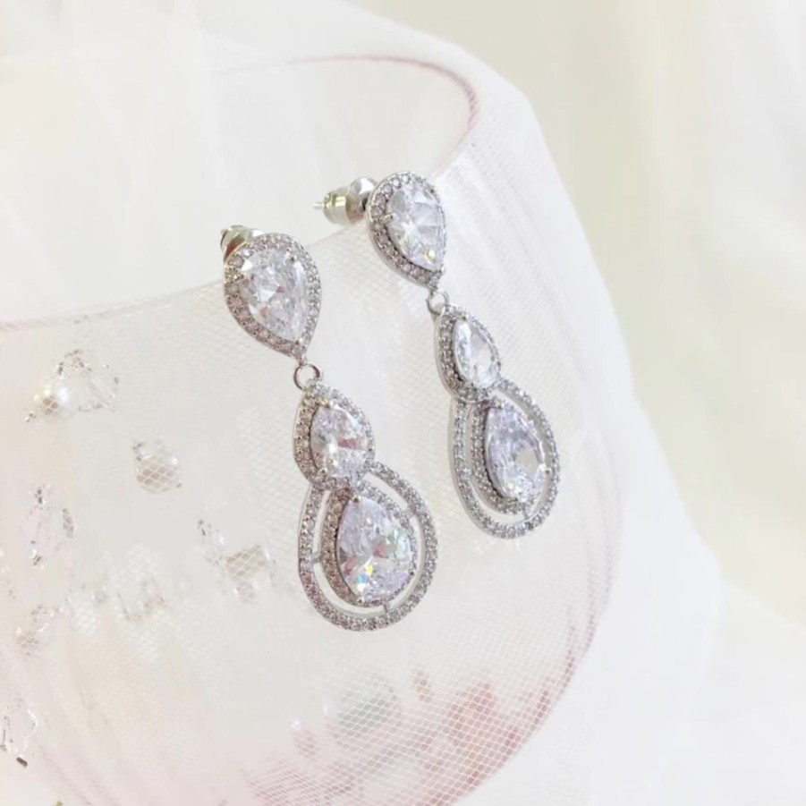 Lace & Favour Alessandra Vintage Inspired Crystal Chandelier Earrings New