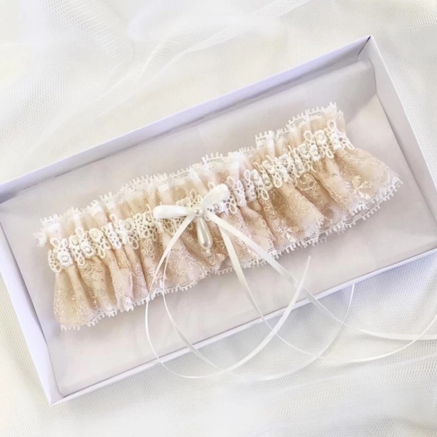 Boudoir Couture Chantilly Blush Floral Lace Bridal Garter With Pearl Droplet New