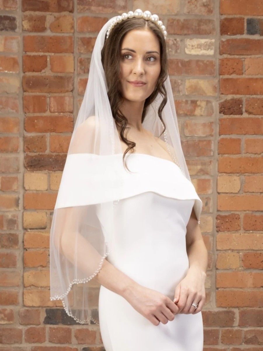 Perfect Bridal Perfect Bridal Ivory Single Tier Scalloped Pearl Edge Short Veil Clearance