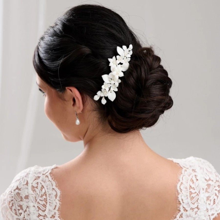 Lace & Favour Nieve Ivory Porcelain Flowers And Pearl Wedding Hair Comb Wholesale