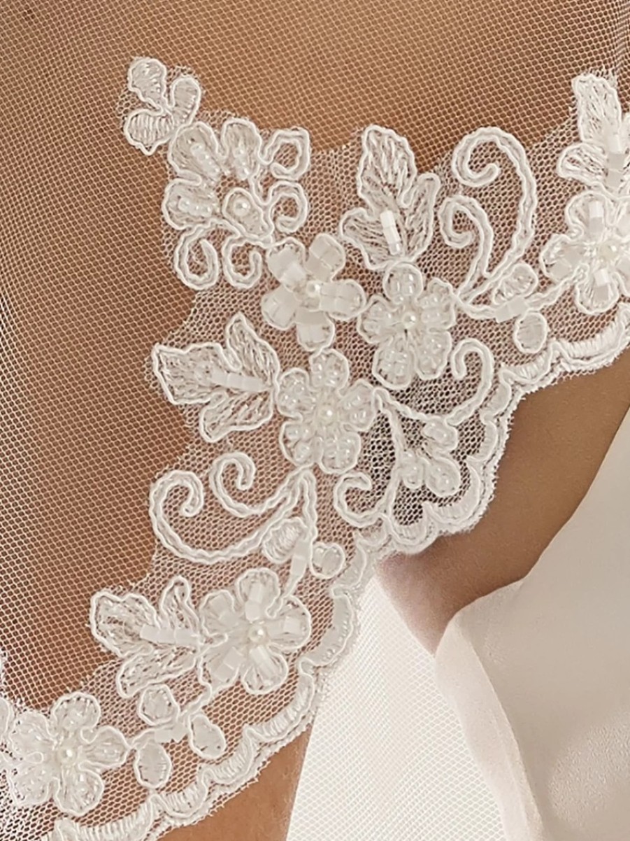 Bianco Evento Bianco Single Tier Delicate Beaded Lace Edge Chapel Veil S290 New