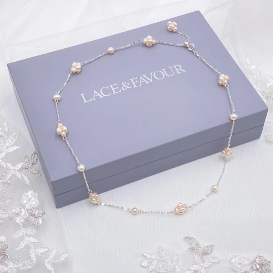 Lace & Favour Eliana Freshwater Pearl Cluster Chain Necklace Hot