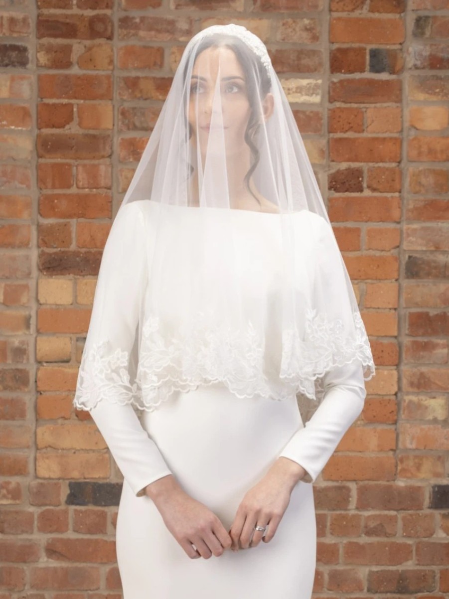 Perfect Bridal Perfect Bridal Ivory Two Tier Wide Floral Lace Edge Fingertip Veil Clearance