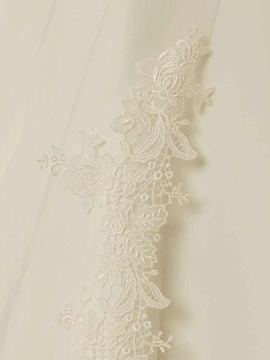 Bianco Evento Bianco Single Tier Cut Edge Waist Length Veil With Floral Lace S238 Clearance