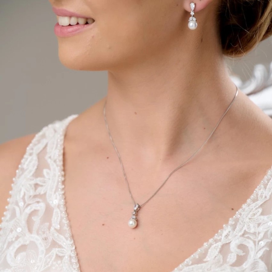 Lace & Favour Elegance Crystal And Pearl Wedding Pendant Necklace Best