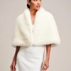 Helen Moore Helen Moore Ivory Faux Fur Short Bridal Cape Hot