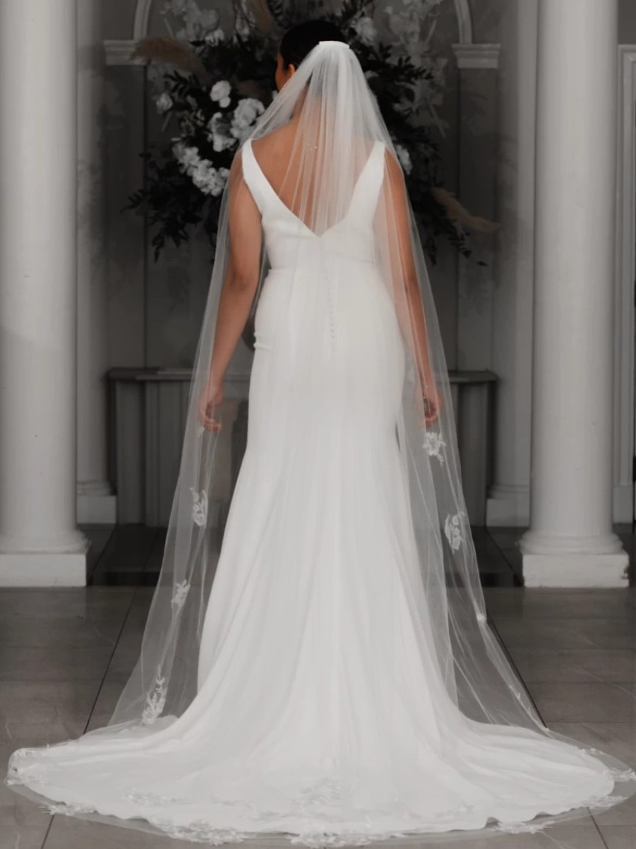 Linzi Jay Linzi Jay Long Ivory Single Tier Bridal Veil With Floral Appliques La607 Online